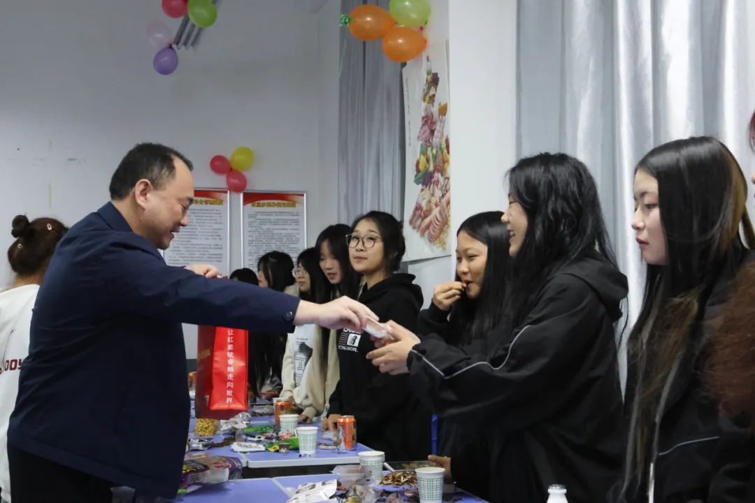 缘聚海棠，情浓中秋||这一刻让我感到了家的温暖