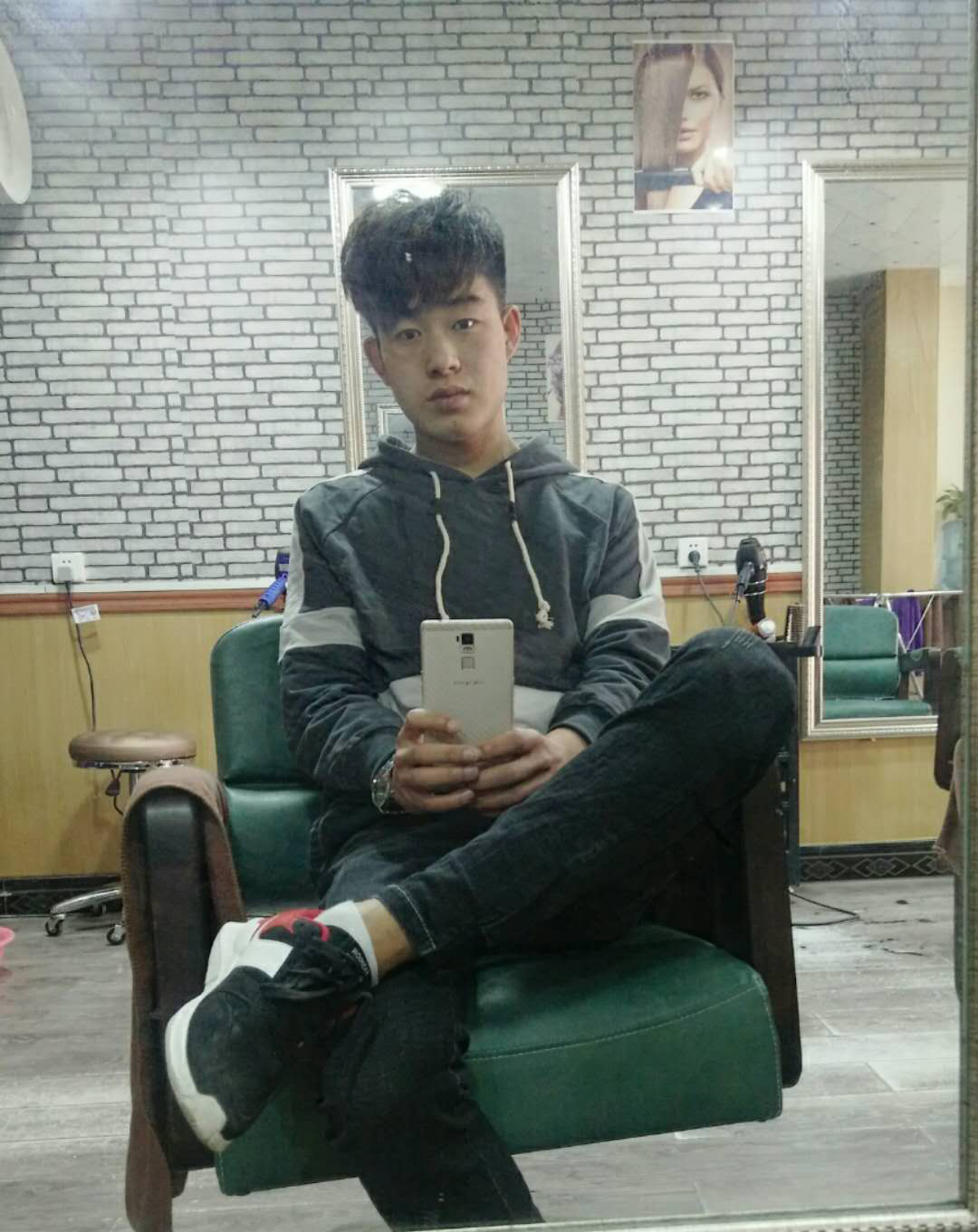 张龑昊