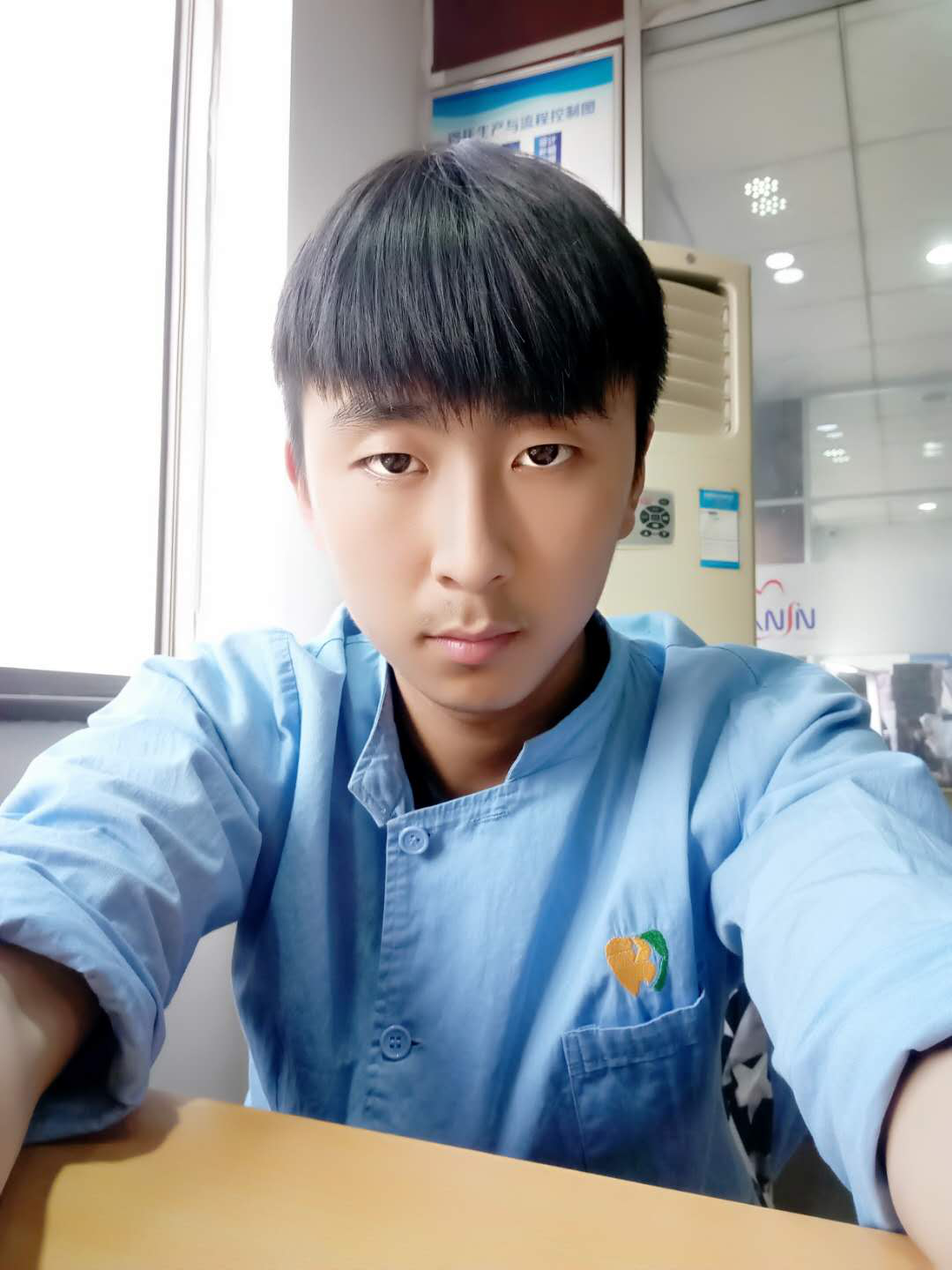 张旭辉